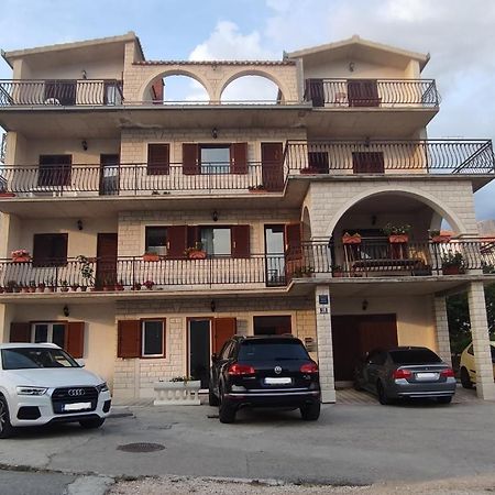 Apartments Villa Anna Podstrana Extérieur photo