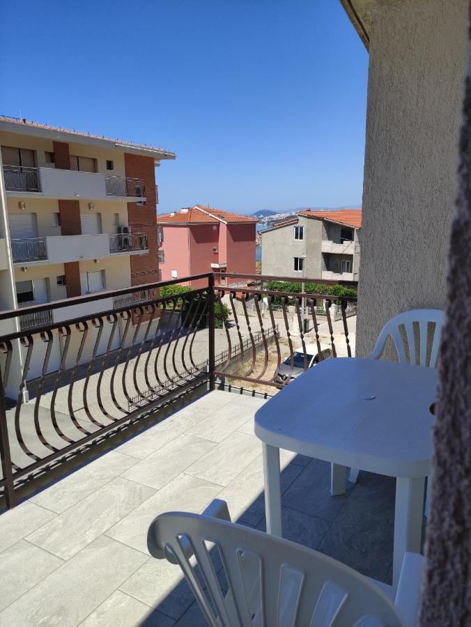 Apartments Villa Anna Podstrana Extérieur photo