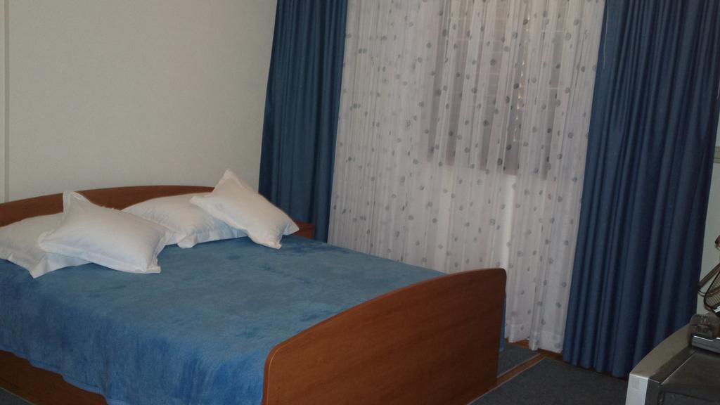 Apartments Villa Anna Podstrana Chambre photo